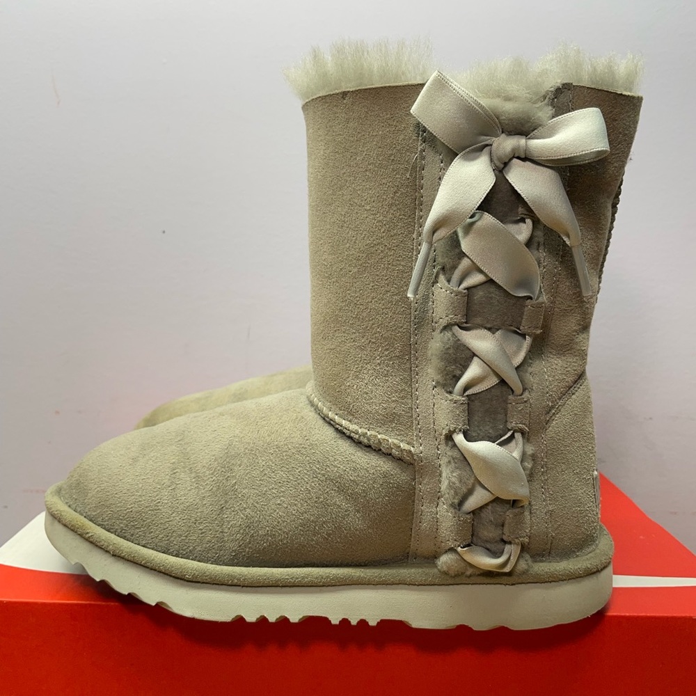 UGG PALA WATER-RESISTANT GENUINE SHEARLING BOOT